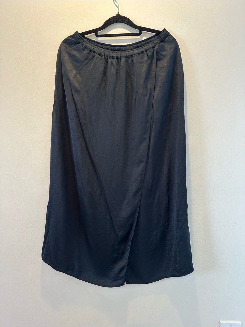 American Vintage Black Midi Wrap Skirt Size L